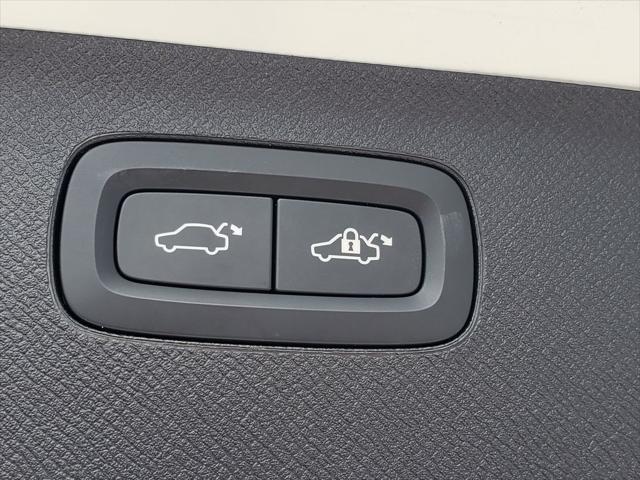 used 2024 Volvo XC90 car, priced at $48,990