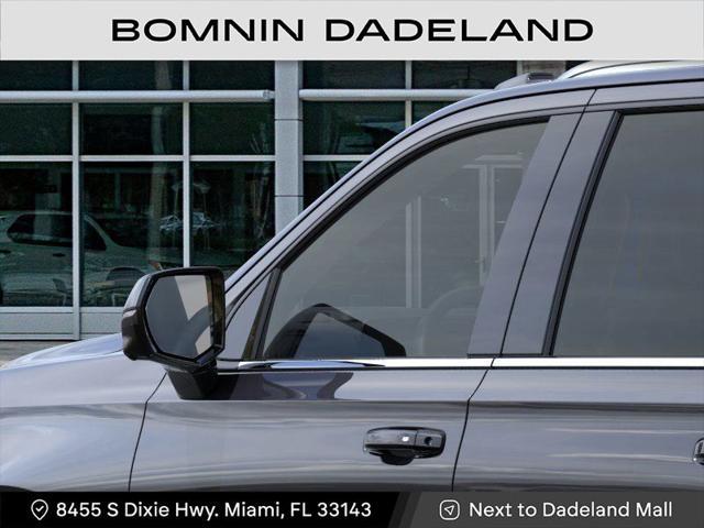 new 2025 Chevrolet Suburban car, priced at $67,564