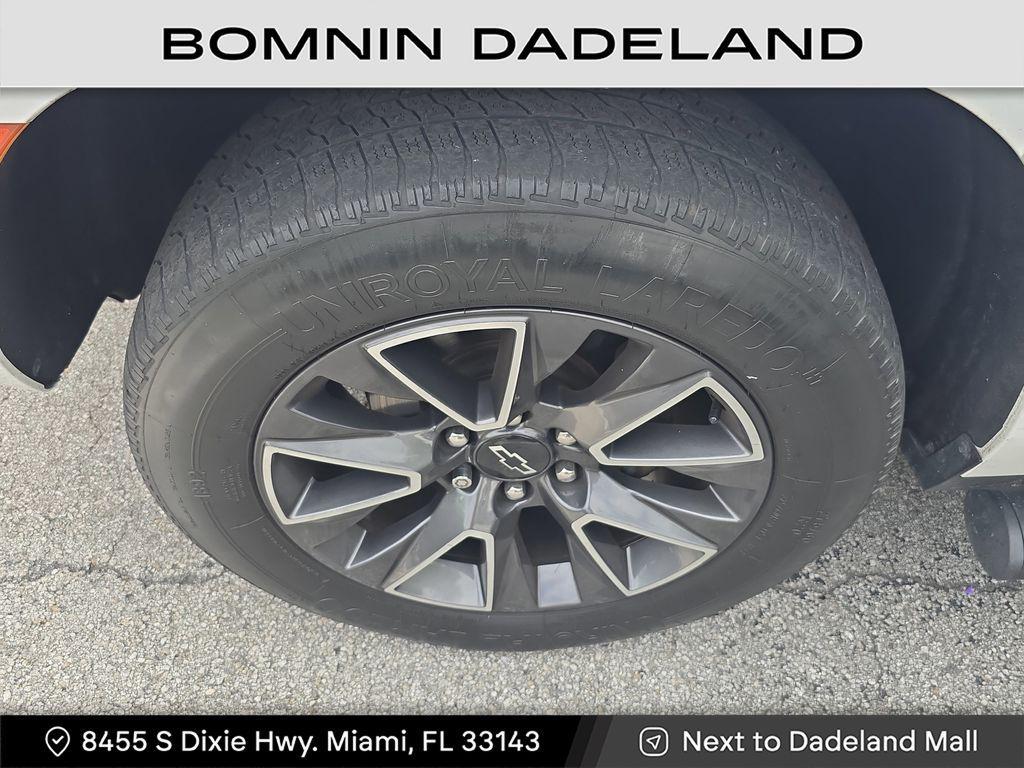 used 2021 Chevrolet Suburban car, priced at $34,490