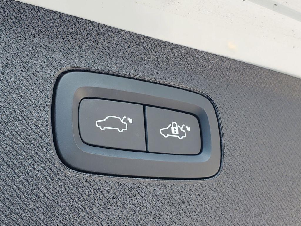 used 2024 Volvo XC90 car, priced at $29,990