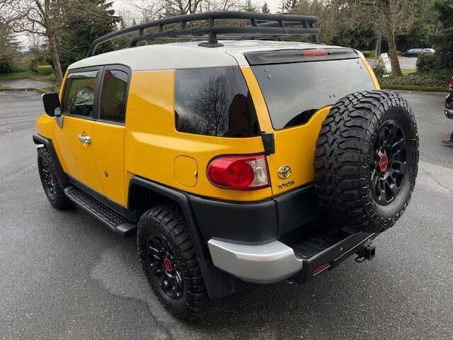 used 2008 Toyota FJ Cruiser car, priced at $22,995