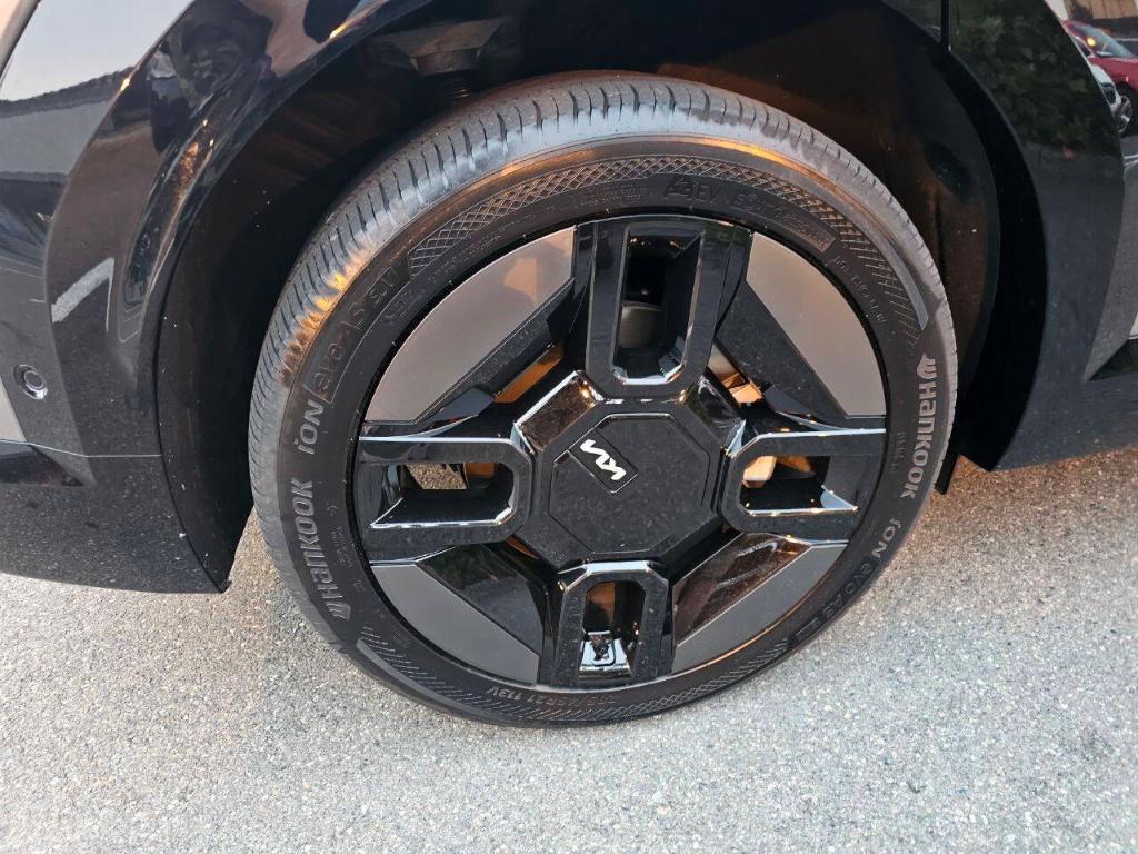 used 2024 Kia EV9 car, priced at $49,995