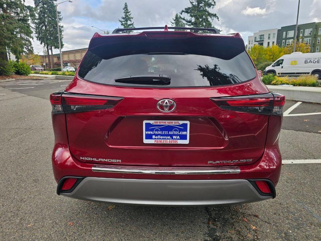 used 2024 Toyota Highlander car, priced at $45,995