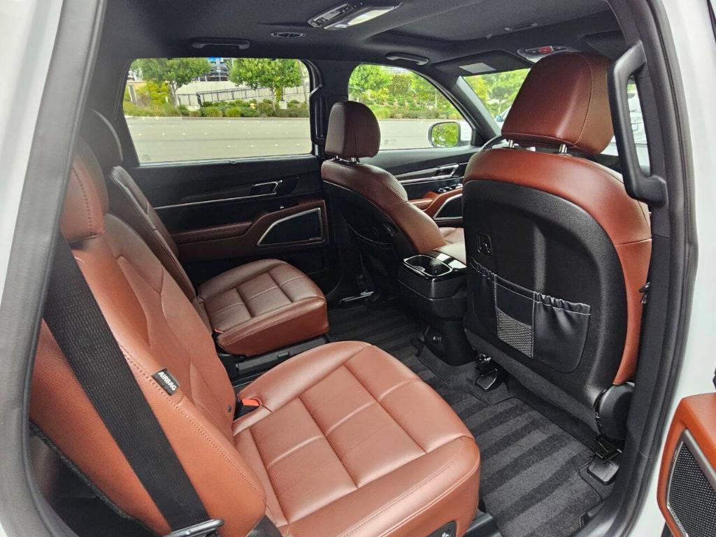 used 2024 Kia Telluride car, priced at $35,995