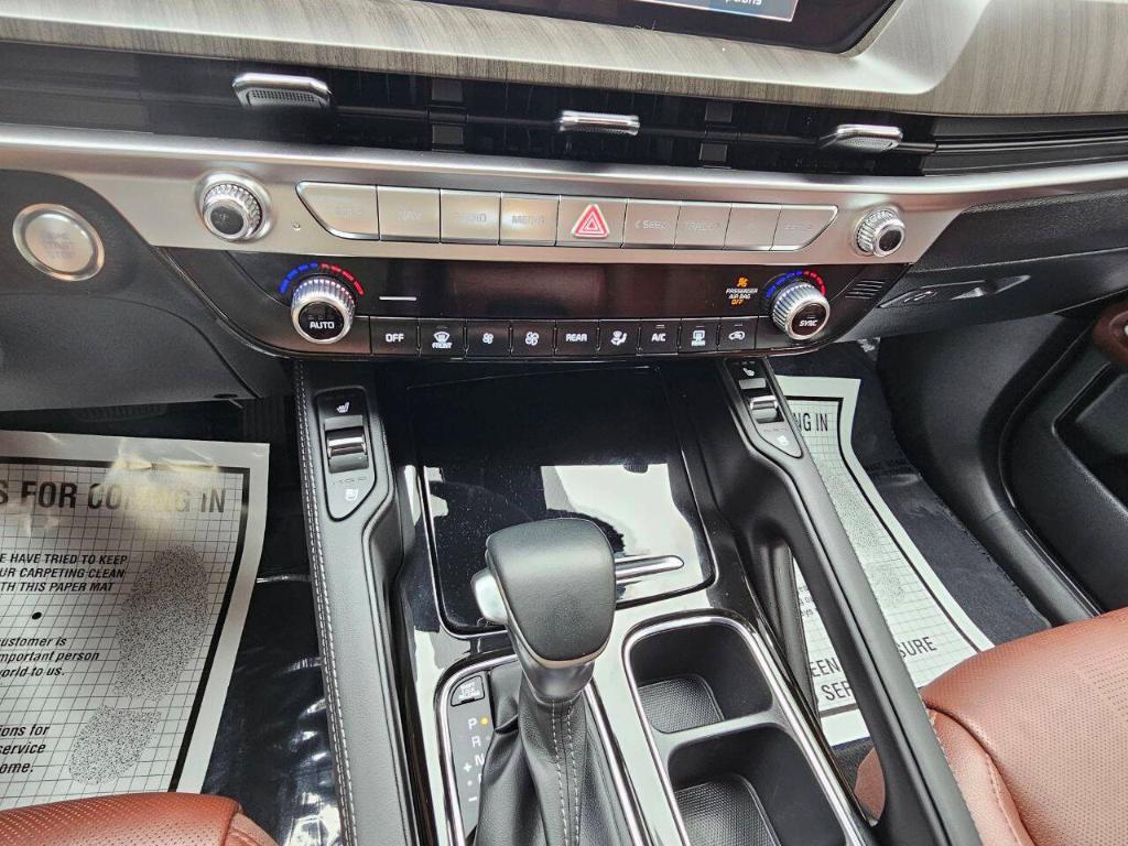 used 2024 Kia Telluride car, priced at $35,995