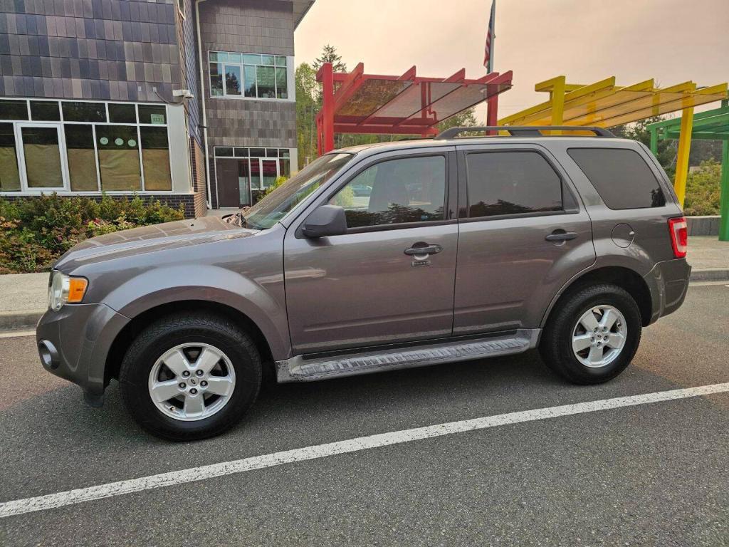 used 2010 Ford Escape car, priced at $3,995