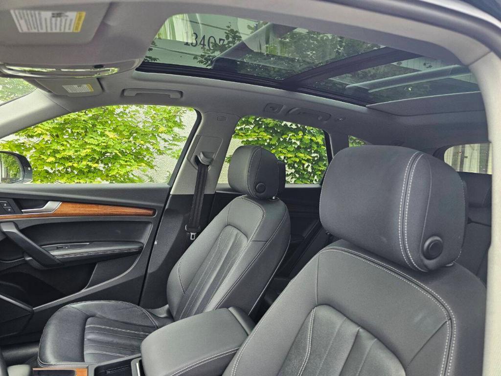 used 2022 Audi Q5 car, priced at $27,995