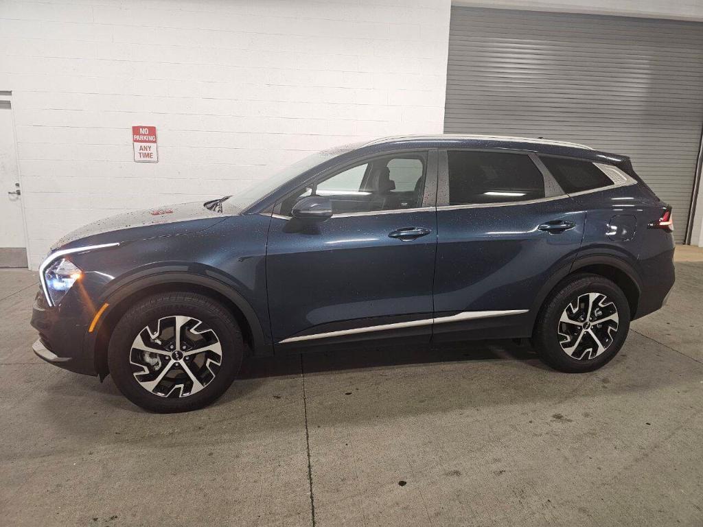 used 2023 Kia Sportage Hybrid car, priced at $27,995