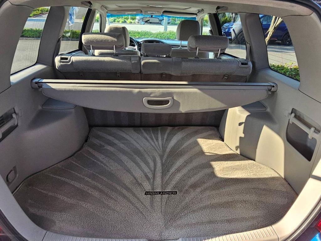 used 2001 Toyota Highlander car, priced at $5,995