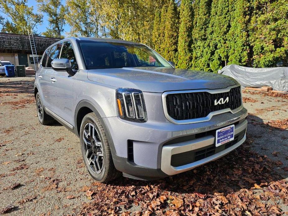 used 2024 Kia Telluride car, priced at $33,500