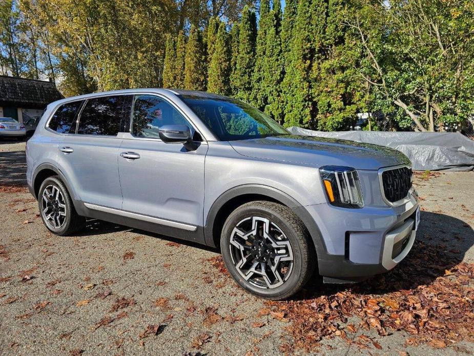 used 2024 Kia Telluride car, priced at $33,500