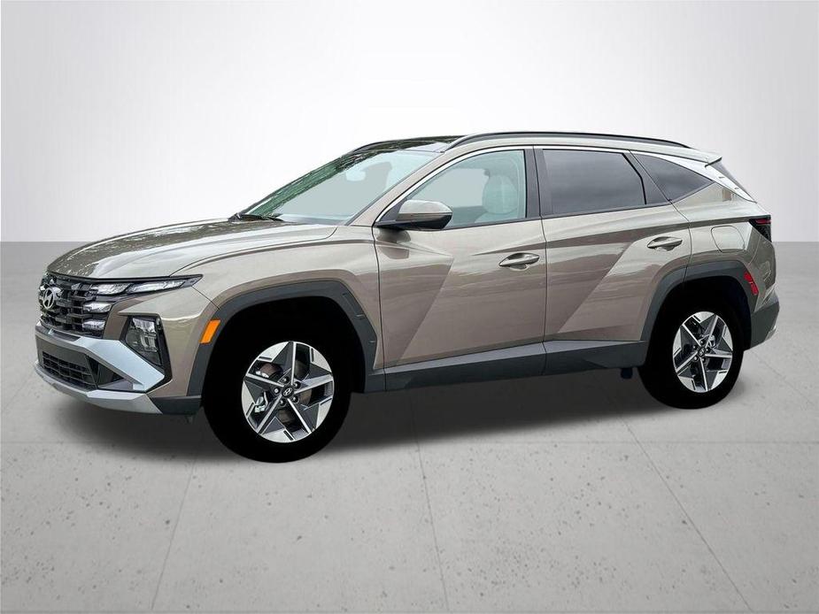 new 2025 Hyundai Tucson Hybrid car, priced at $38,404