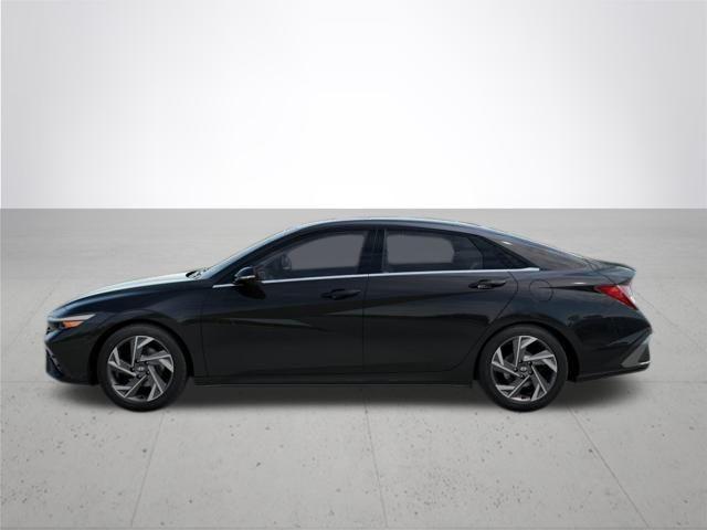 new 2025 Hyundai Elantra HEV car, priced at $31,450