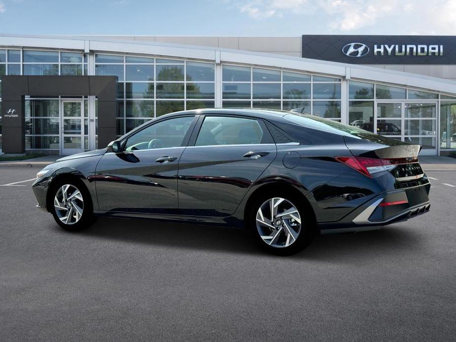 new 2025 Hyundai Elantra car, priced at $27,240