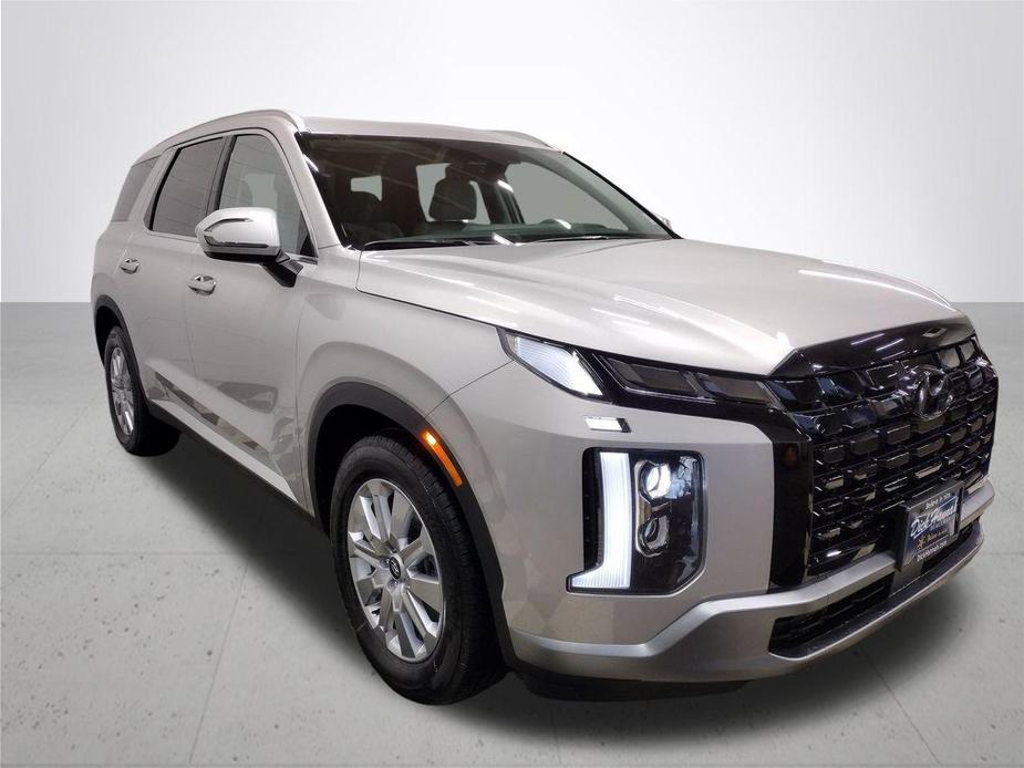 new 2025 Hyundai Palisade car, priced at $42,499