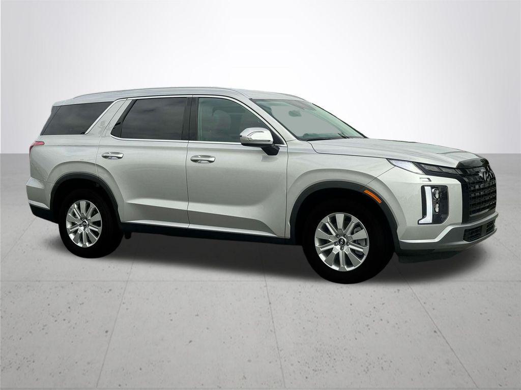 new 2025 Hyundai Palisade car, priced at $43,755