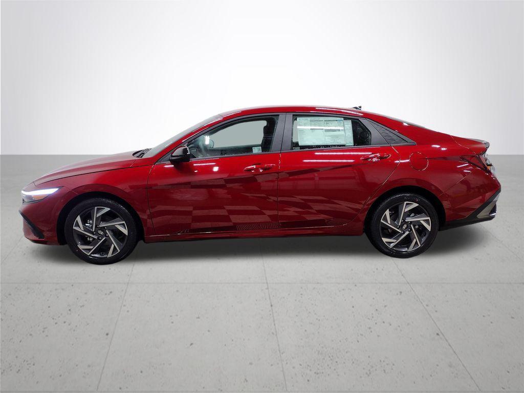 new 2025 Hyundai Elantra car, priced at $25,160