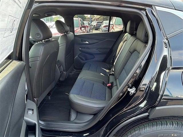new 2025 Buick Envista car, priced at $28,539