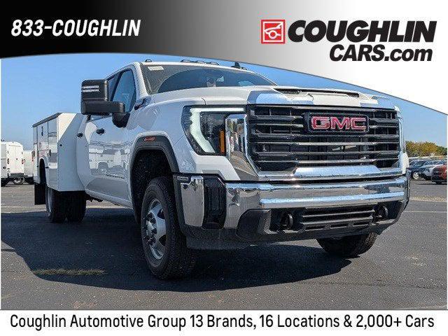 new 2025 GMC Sierra 3500 car, priced at $78,070
