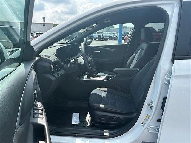 new 2025 Buick Envista car, priced at $25,480