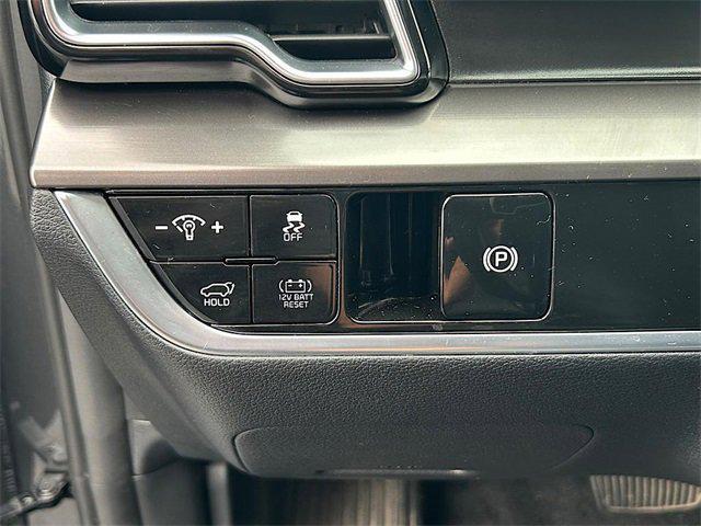 used 2023 Kia Sportage Hybrid car, priced at $25,101
