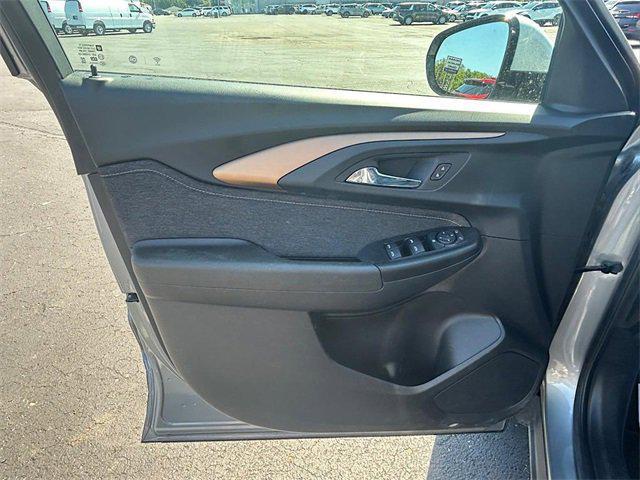 used 2023 Chevrolet TrailBlazer car, priced at $25,637