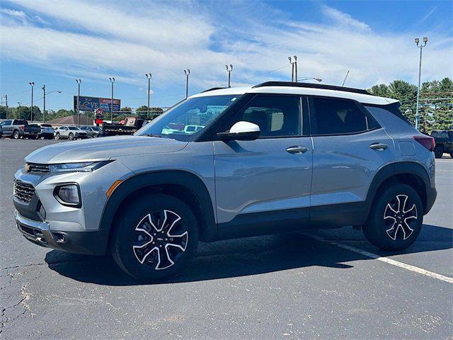 used 2023 Chevrolet TrailBlazer car, priced at $25,637