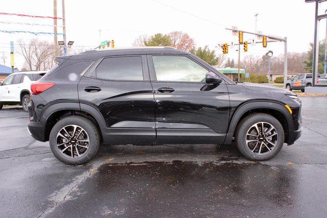 new 2025 Chevrolet TrailBlazer car, priced at $27,920