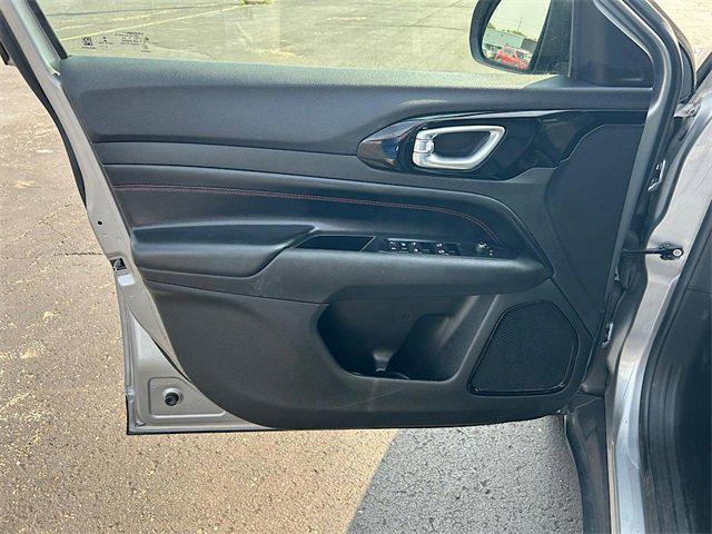 used 2022 Jeep Compass car, priced at $23,564