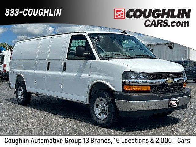 new 2025 Chevrolet Express 3500 car, priced at $56,258
