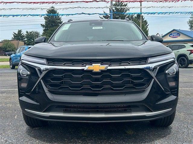 new 2025 Chevrolet Trax car, priced at $25,299