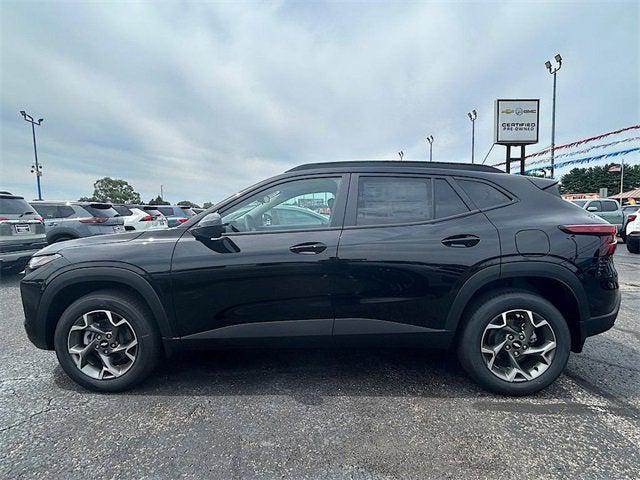new 2025 Chevrolet Trax car, priced at $25,299