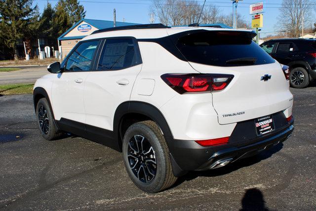 new 2025 Chevrolet TrailBlazer car, priced at $31,615