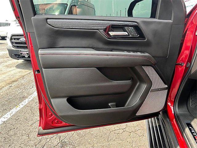 used 2025 GMC Yukon XL car, priced at $89,839
