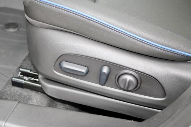 new 2025 Buick Encore GX car, priced at $29,820