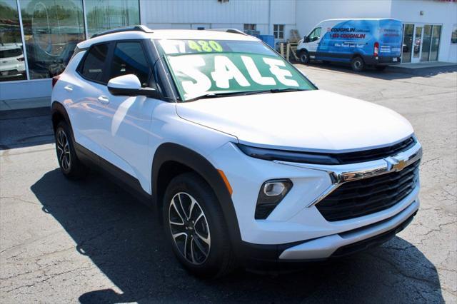 new 2025 Chevrolet TrailBlazer car, priced at $27,670