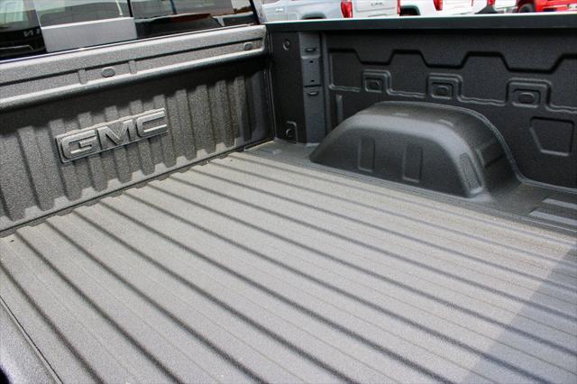 new 2025 GMC Sierra 1500 car, priced at $68,866
