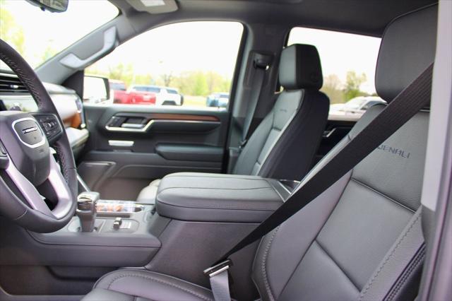new 2025 GMC Sierra 1500 car, priced at $68,866