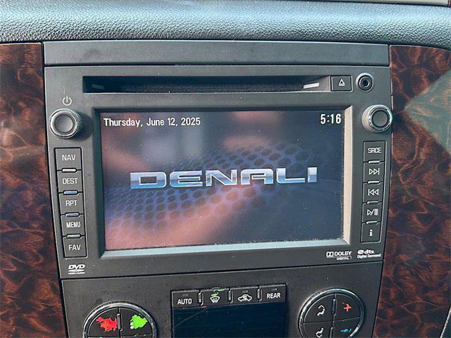 used 2014 GMC Yukon XL car, priced at $13,537