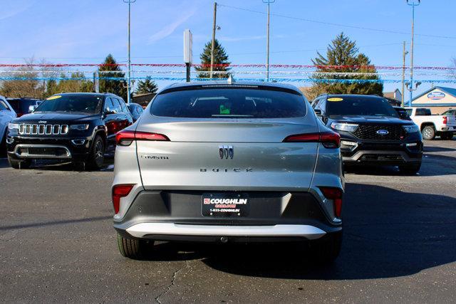 new 2025 Buick Envista car, priced at $21,980