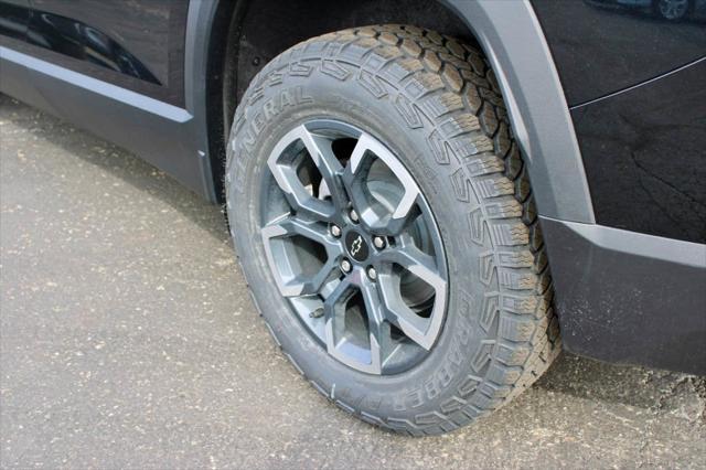 new 2025 Chevrolet Equinox car, priced at $39,800