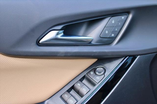 new 2025 Chevrolet Equinox car, priced at $39,800