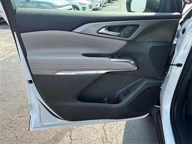 new 2025 Chevrolet Traverse car, priced at $43,214