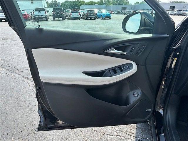new 2025 Buick Encore GX car, priced at $36,980