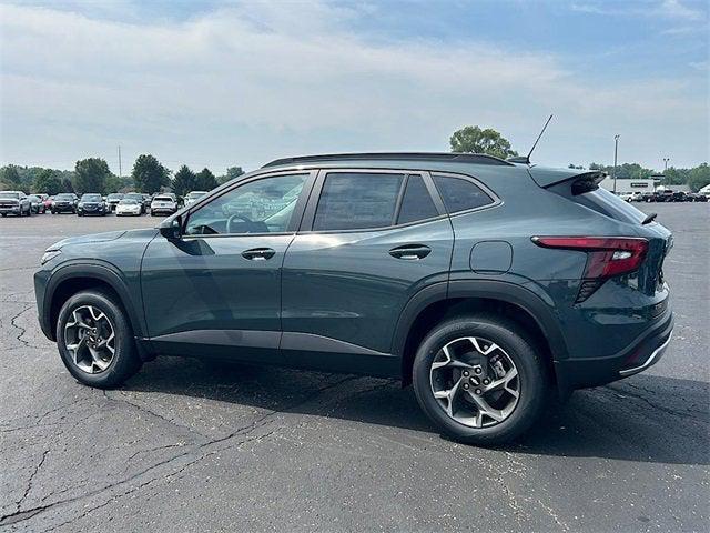 new 2025 Chevrolet Trax car, priced at $25,299