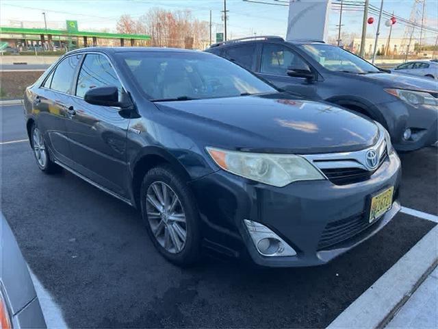 used 2013 Toyota Camry Hybrid car, priced at $8,500