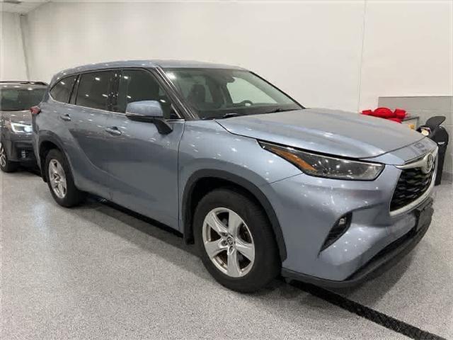 used 2021 Toyota Highlander car, priced at $29,005