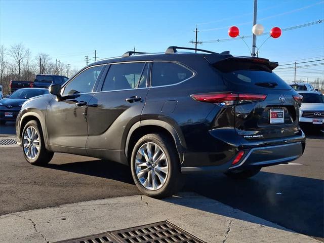 used 2021 Toyota Highlander car, priced at $33,995