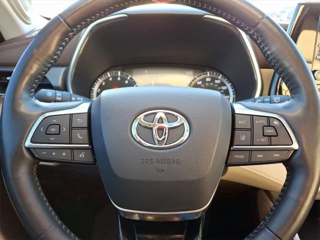 used 2021 Toyota Highlander car, priced at $33,995