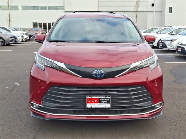 used 2021 Toyota Sienna car, priced at $32,500